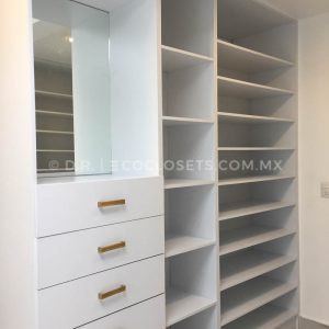 Diseño de Vestidor Moderno por Eco Closets Queretaro